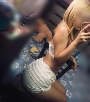 Linda cambita  flaquita hermosa nuevita